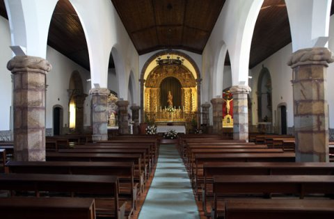 Monchique parish church interior