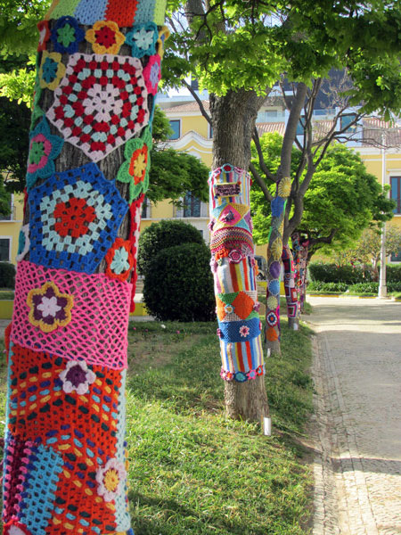Yarn Bombing in Portimão, Algarve Blog