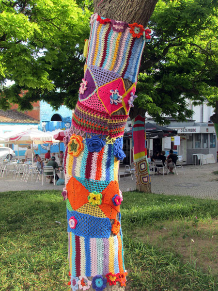 Yarn Bombing in Portimão, Algarve Blog