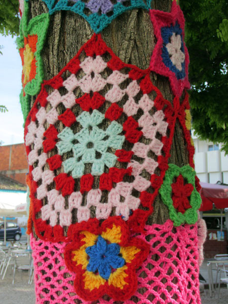 Yarn Bombing in Portimão, Algarve Blog