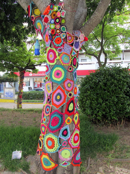 Yarn Bombing in Portimão, Algarve Blog