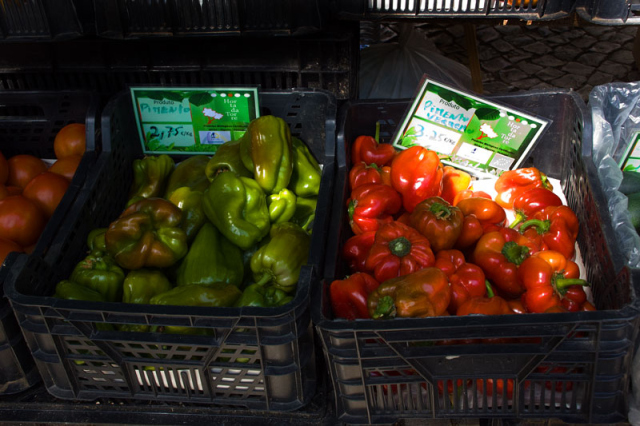 Organic produce market Portimão Algarve Blog